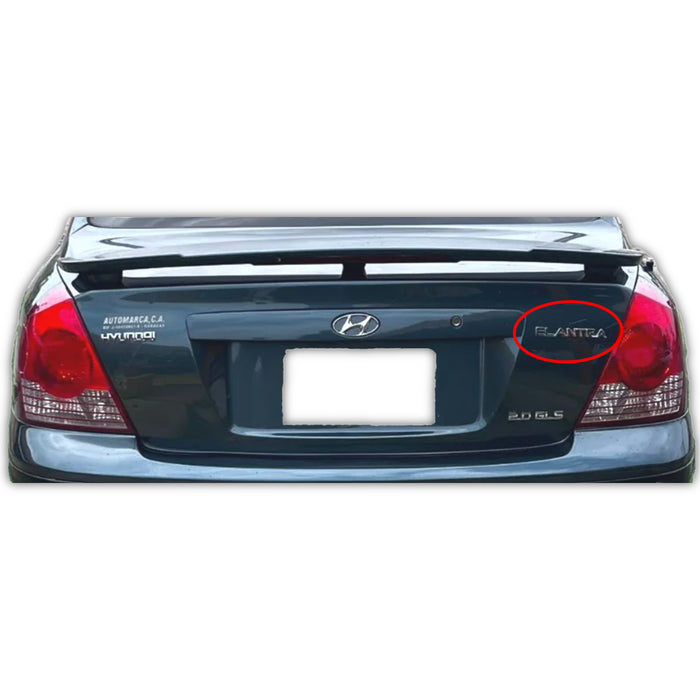 Emblema "Elantra" Maleta Hyundai Elantra 2001-2013