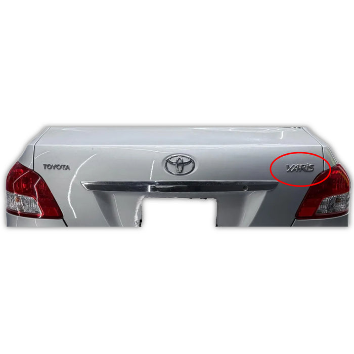 Emblema "Yaris" Compuerta Toyota Yaris Belta 2007-2011